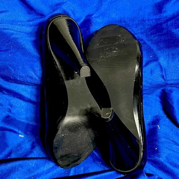 Paolo - Open toe- Black Patent Leather- Heels - Picture 6 of 8